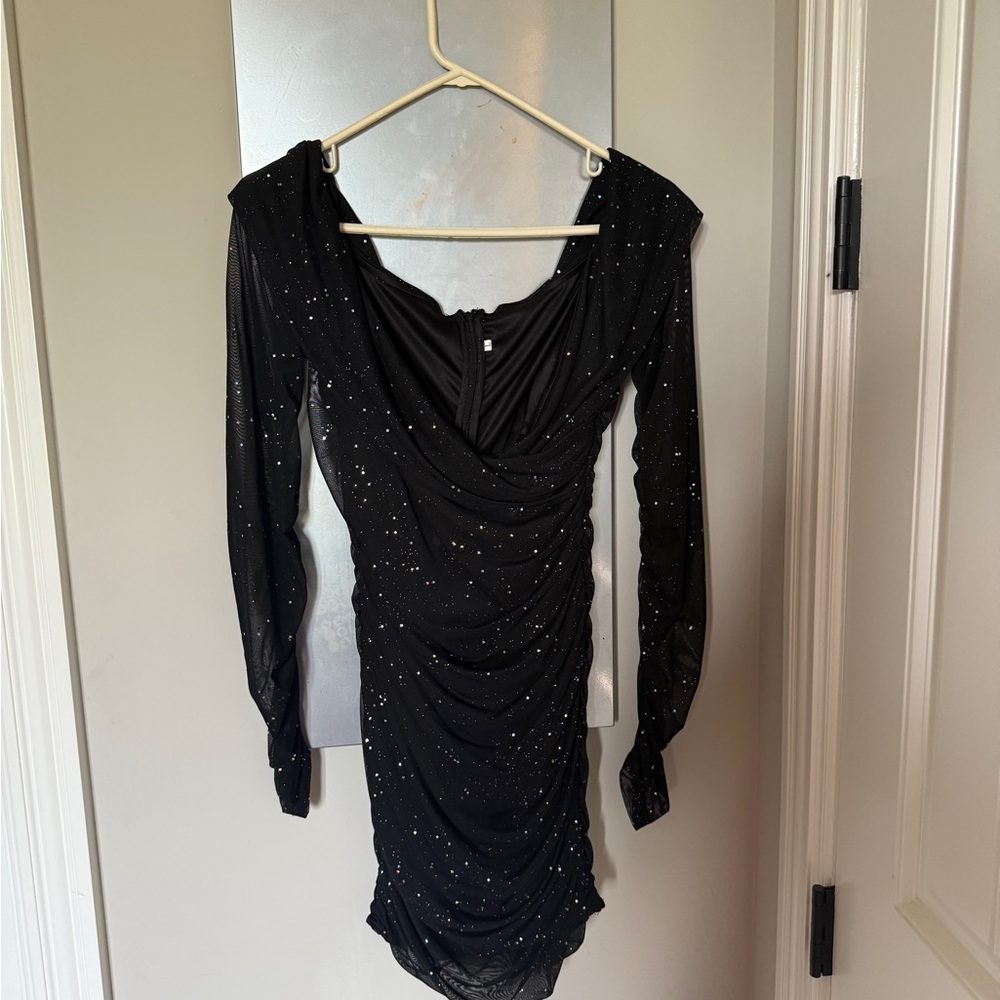 Elegant Black Long Sleeve Dress